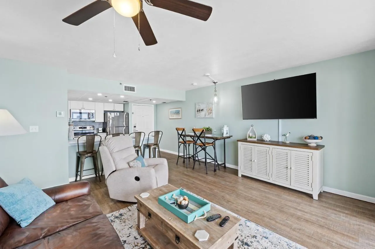Long Beach Resort 302 Tower 2 By Book That Condo بنما سيتي بيتش بيت للعطل